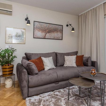 Chic Apartment Zoja Near Beach With Free Parking Makarska Ngoại thất bức ảnh