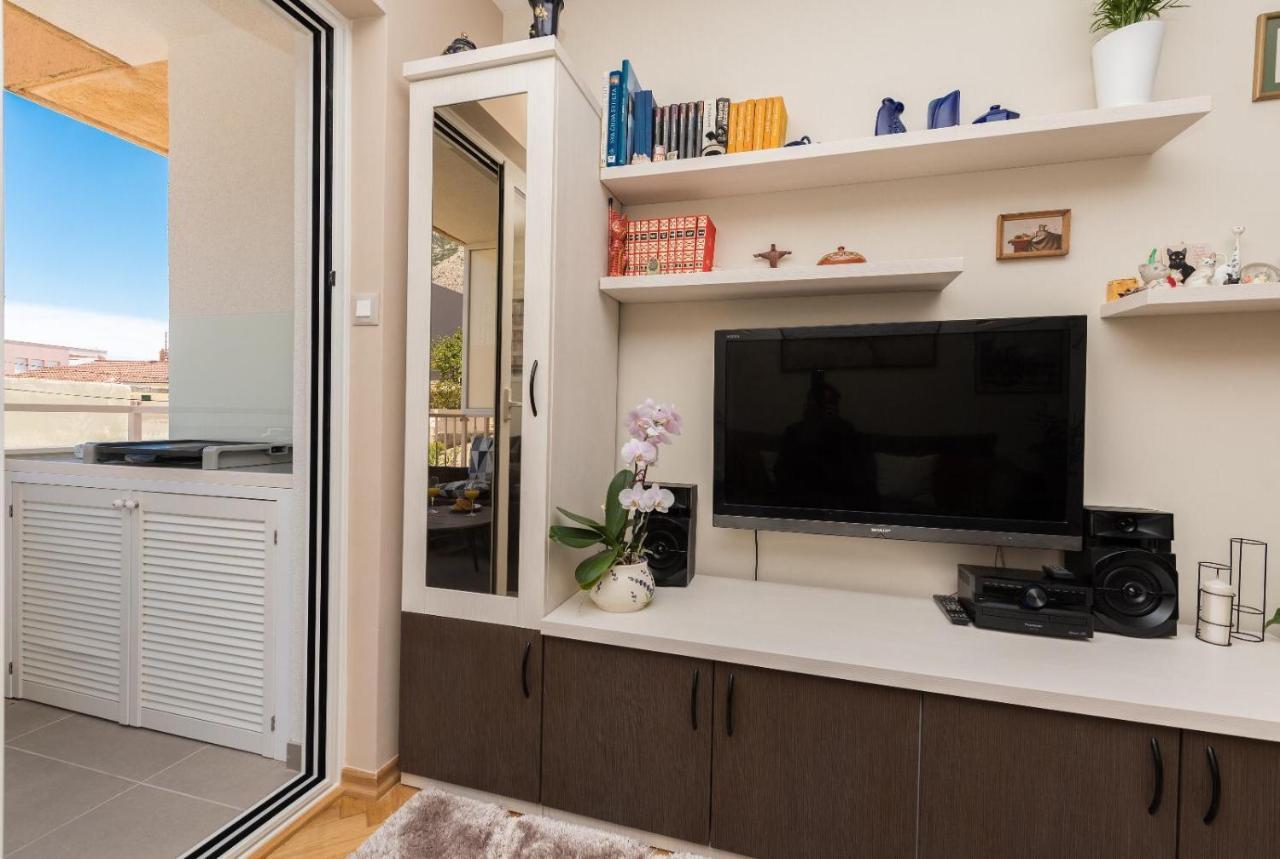 Chic Apartment Zoja Near Beach With Free Parking Makarska Ngoại thất bức ảnh