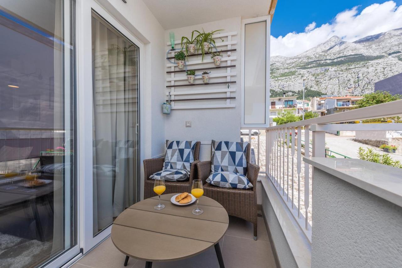 Chic Apartment Zoja Near Beach With Free Parking Makarska Ngoại thất bức ảnh